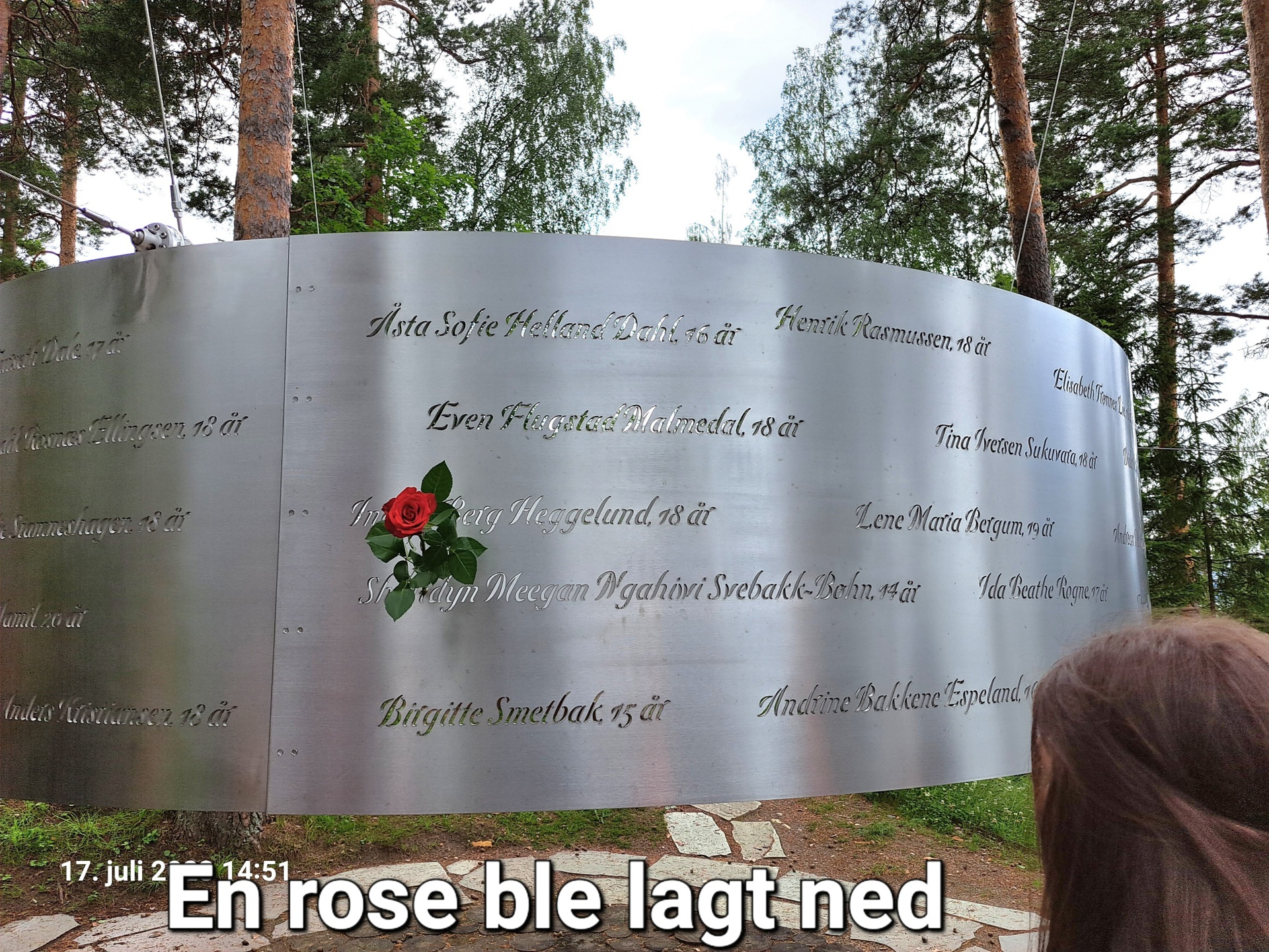 Ungdomsleiren på tur til Utøya